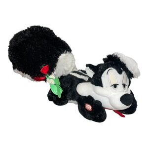 Hallmark Looney‎ Tunes Pepe Le Pew Plush Mistletoe Christmas Skunk Interactive